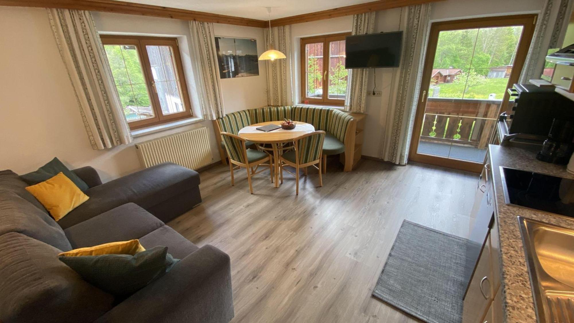 Apartamento Haus Brandhofer Häselgehr Exterior foto